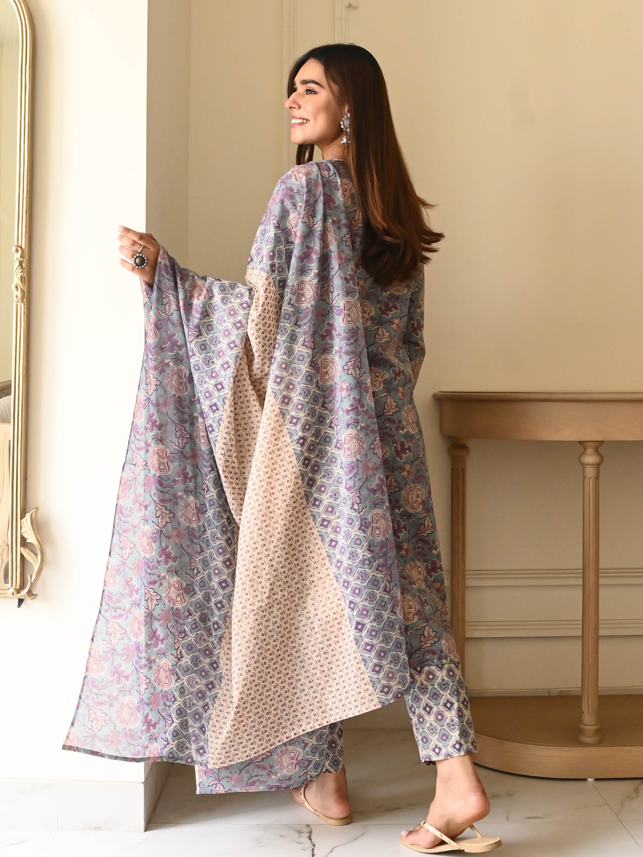 Bunaai Vaidehi Cotton Suit Set