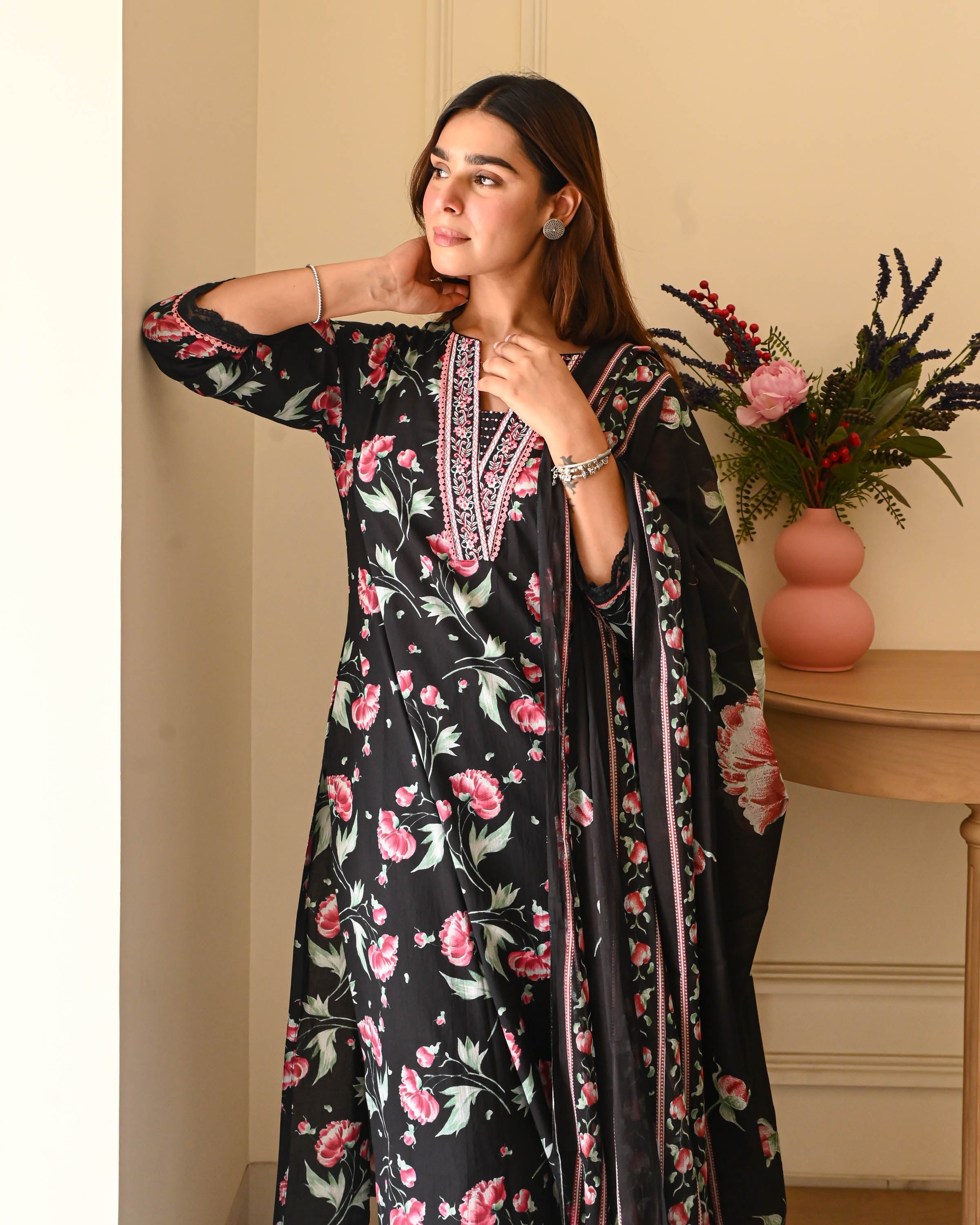 Bunaai Raahi Cotton Suit Set