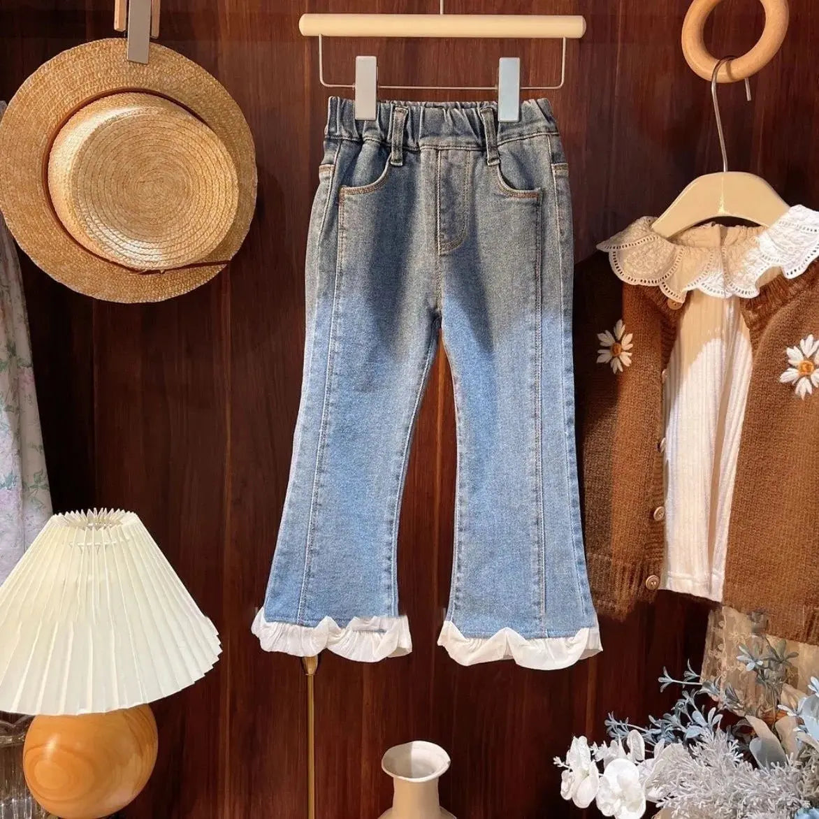 Girls Spread Collar Top With Jacket And Jeans