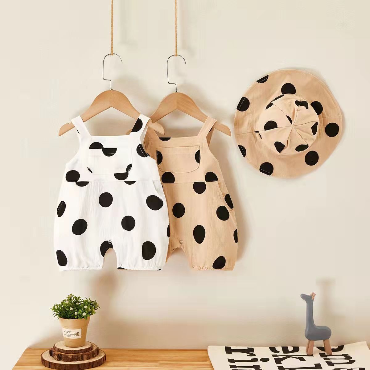 Polka Pop Baby Boys and Girls Jumpsuit with Hat