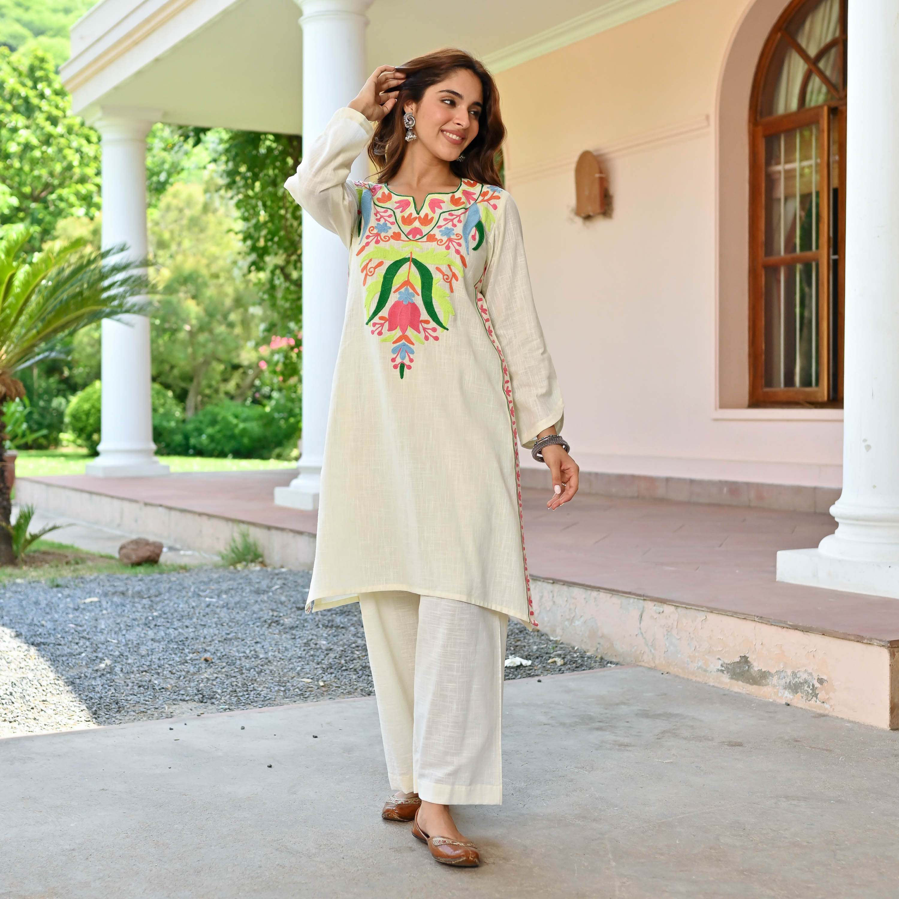 Lotus Aari Work Kurta Pants